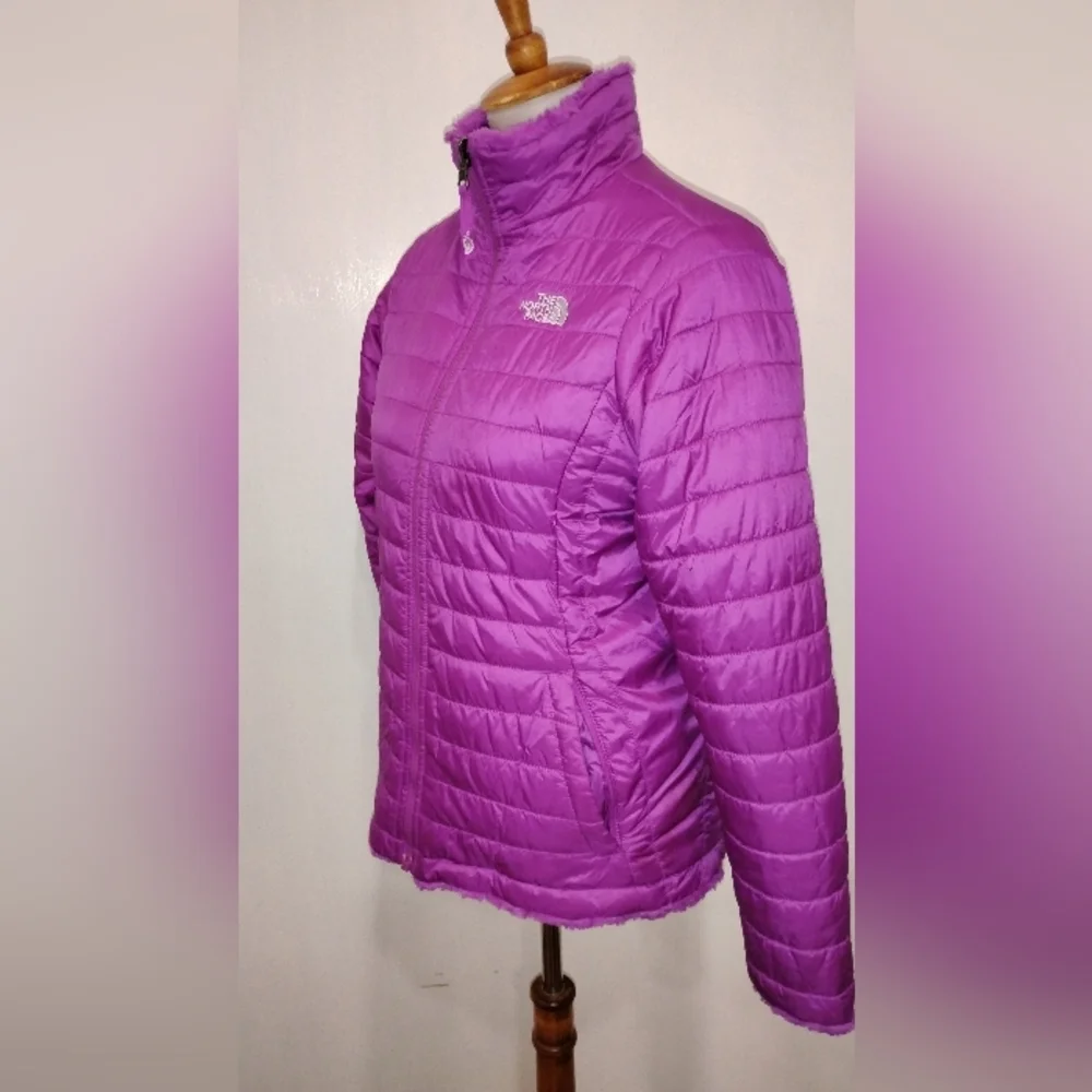 NORTH FACE VIOLET FLUFFY REVERSIBLE JACKET NWOT